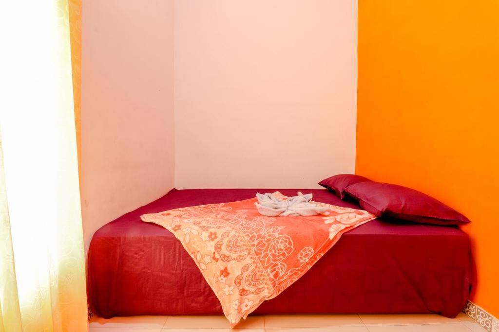 Pinky Guest House Syariah Kota Batu Buitenkant foto